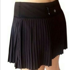 Lululemon Pleat To Street Skirt Black Size 10